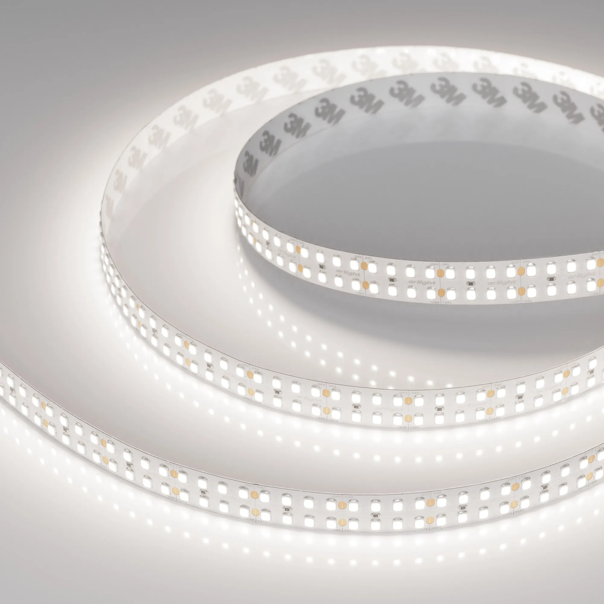 Лента светодиодная RT-A320-15mm 24V Day5000 (24 W/m, IP20, 2835, 5m) (Arlight, высок.эфф.150 лм/Вт) - изображение товара